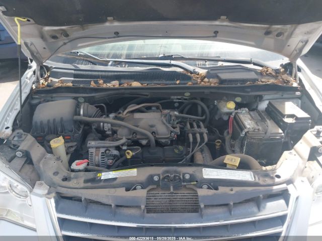 2010 CHRYSLER TOWN & COUNTRY 2A4RR4DE7AR103976 Photo 9