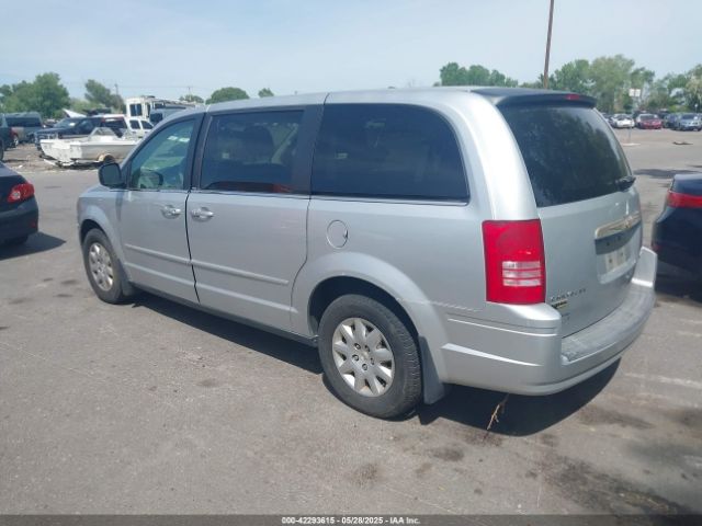 2010 CHRYSLER TOWN & COUNTRY 2A4RR4DE7AR103976 Photo 2