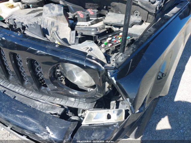 1C4NJPBB0GD739625 Jeep Patriot 75th Anniversary