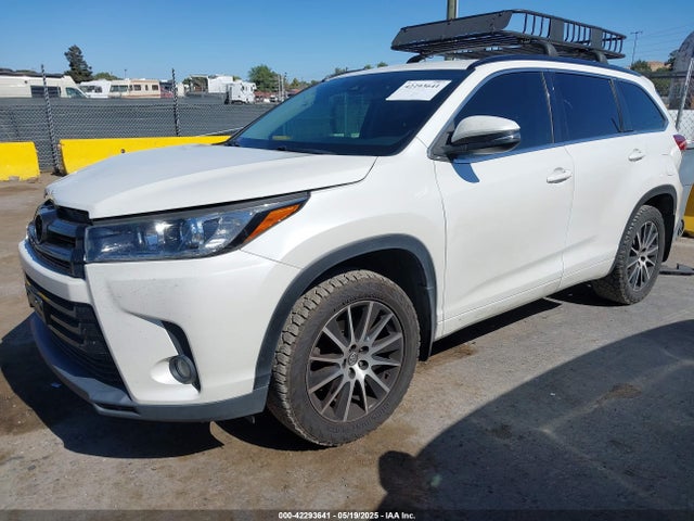 5TDJZRFH4HS363437 Toyota Highlander Se