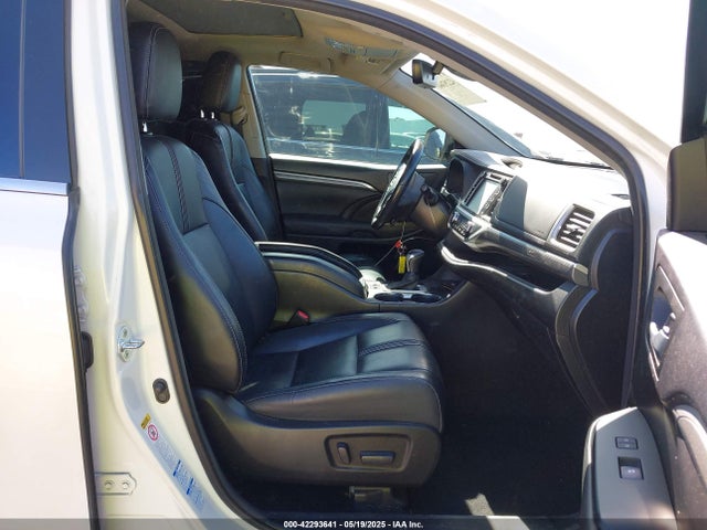 5TDJZRFH4HS363437 Toyota Highlander Se