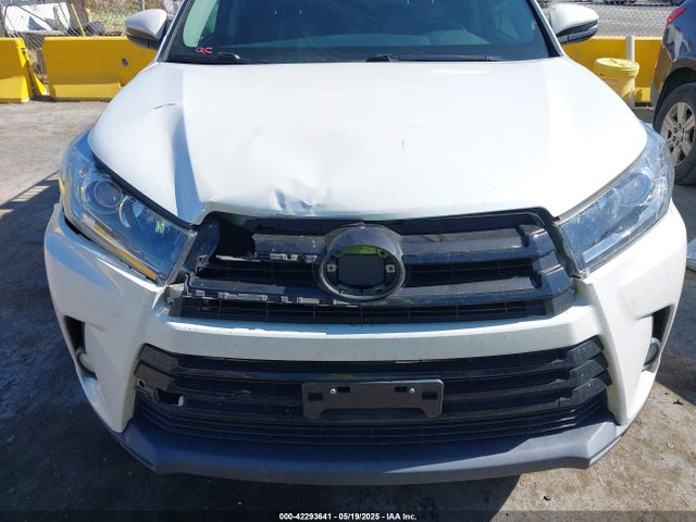 5TDJZRFH4HS363437 Toyota Highlander Se
