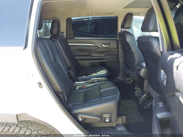 5TDJZRFH4HS363437 Toyota Highlander Se