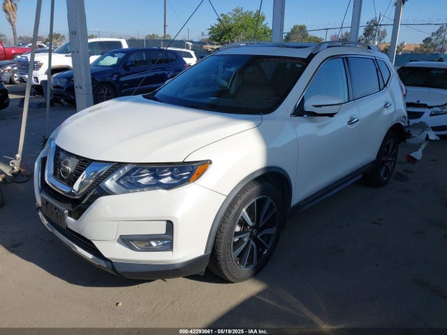 JN8AT2MT4HW398256 Nissan Rogue Sl