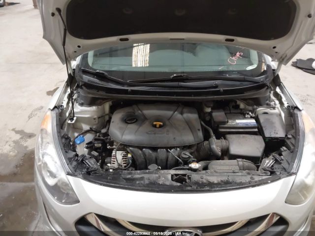 KMHD35LH9EU188083 Hyundai Elantra Gt Base W/blue