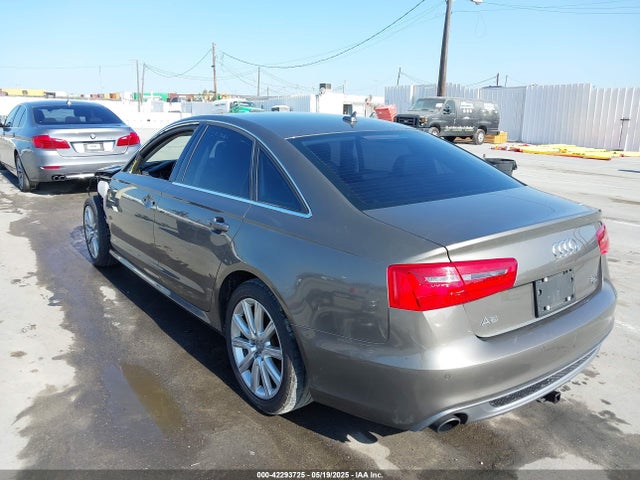 2012 AUDI A6 WAUHGAFC9CN129834 Photo 2
