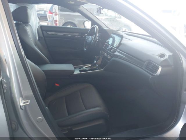 1HGCV1F30NA032908 Honda Accord Sport