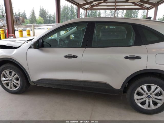 1FMCU9F60LUC58447 Ford ESCAPE S