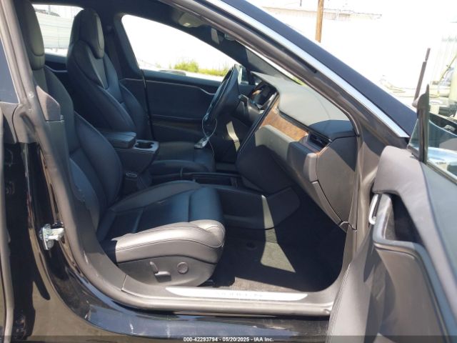 2019 TESLA MODEL S 5YJSA1E22KF304098 Photo 4