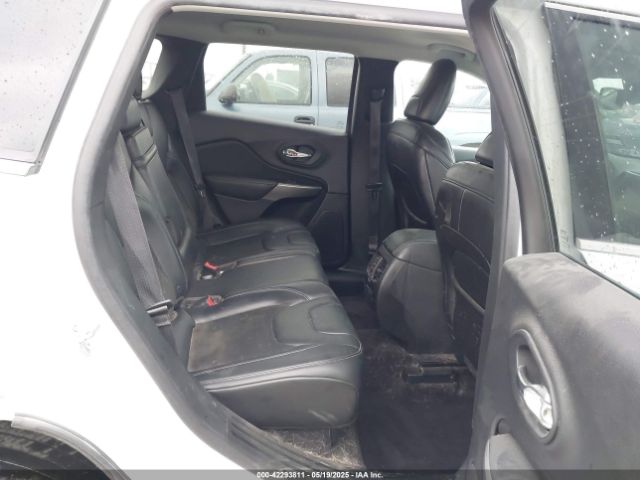 1C4PJLLX9KD203048 Jeep 2019