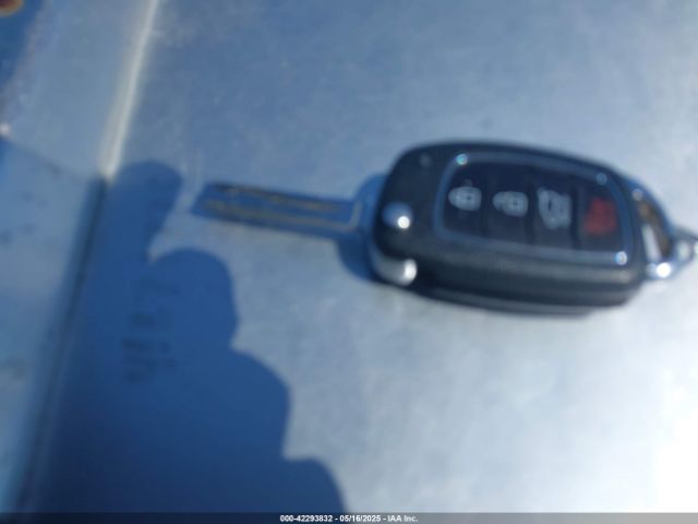 KM8J23A45JU621709 Hyundai TUCSON SE
