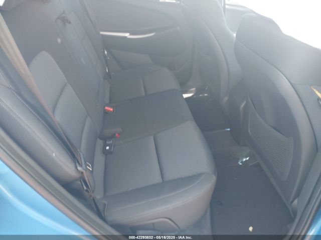 KM8J23A45JU621709 Hyundai TUCSON SE