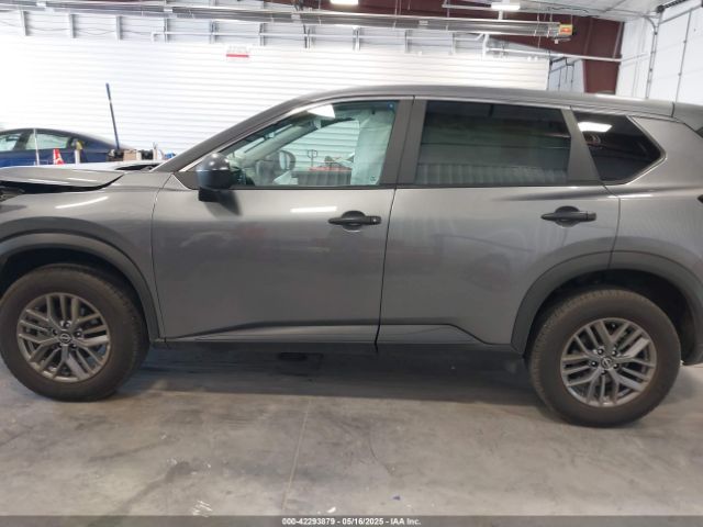 5N1BT3ABXPC906436 Nissan Rogue S Intelligent Awd