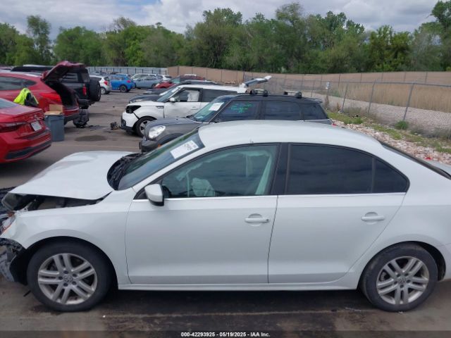 3VW2B7AJ9HM257098 Volkswagen Jetta 1.4t S