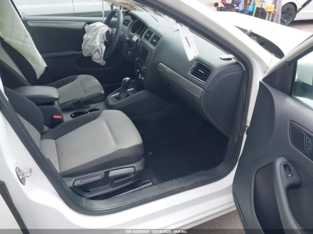 3VW2B7AJ9HM257098 Volkswagen Jetta 1.4t S
