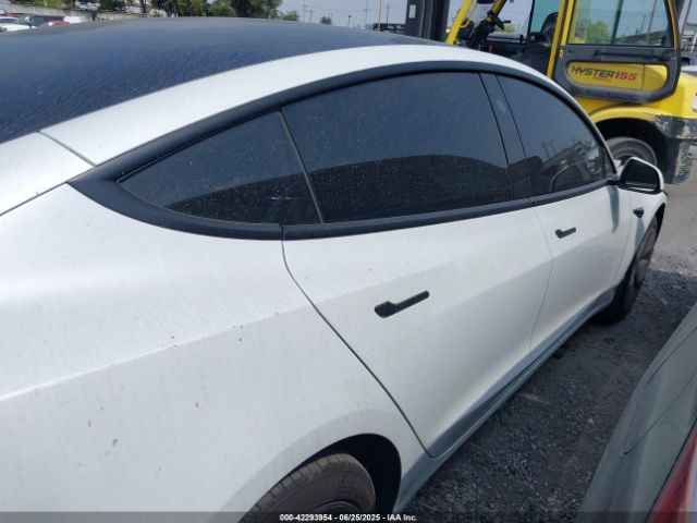 5YJ3E1EA7PF587797 Tesla 2023