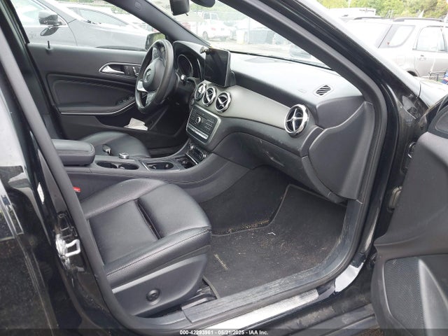 WDCTG4GB3JJ467524 Mercedes-Benz Gla 250 4matic