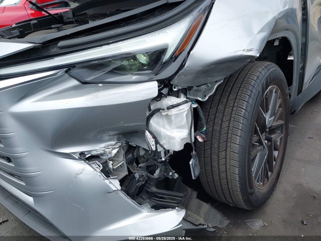 Lexus t24a-fts 2024 5TDAAAB6XRS011333 Image 6