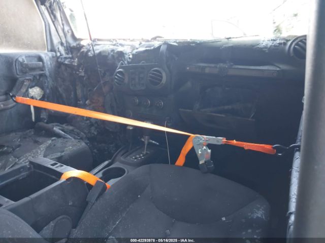 2015 JEEP WRANGLER UNLIMITED 1C4BJWDG5FL745527 Photo 4
