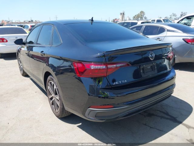 2023 VOLKSWAGEN JETTA 3VWBM7BU1PM041957 Photo 2