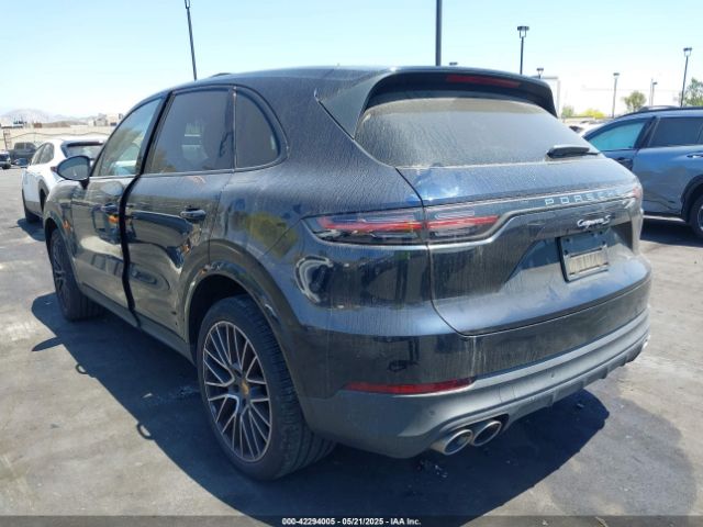 2019 PORSCHE CAYENNE WP1AB2AY9KDA64014 Photo 2