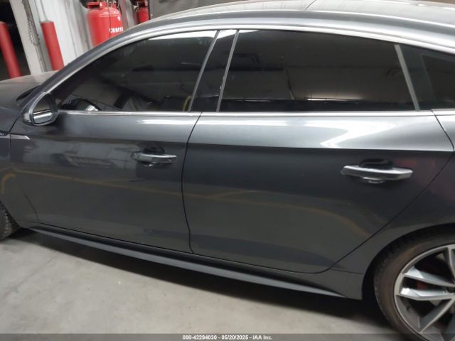 WAUB4CF53JA122507 Audi 2018