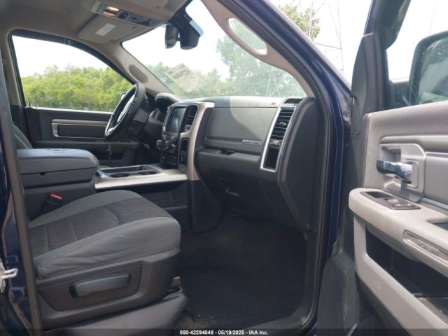 2017 RAM 1500 3C6RR7LT8HG523096 Photo 4