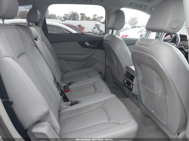 2018 AUDI Q7 WA1VAAF77JD028847 Photo 7
