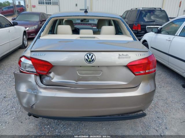 1VWBS7A34FC039943 Volkswagen Passat 1.8t Se