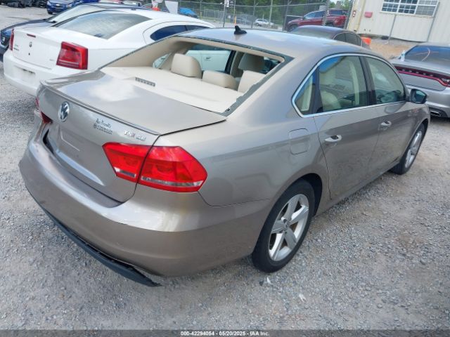 1VWBS7A34FC039943 Volkswagen Passat 1.8t Se