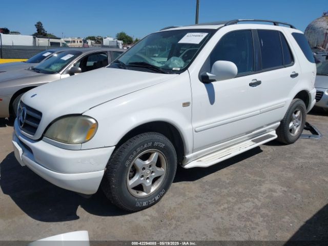 2001 MERCEDES-BENZ ML 320 4JGAB54EX1A282396 Photo 1