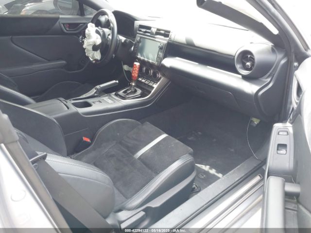 2022 TOYOTA GR86 JF1ZNBF18N8754492 Photo 4