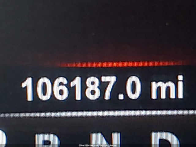 1C6RR7PT0HS560520 RAM 1500 Limited  4x4 5'7 Box
