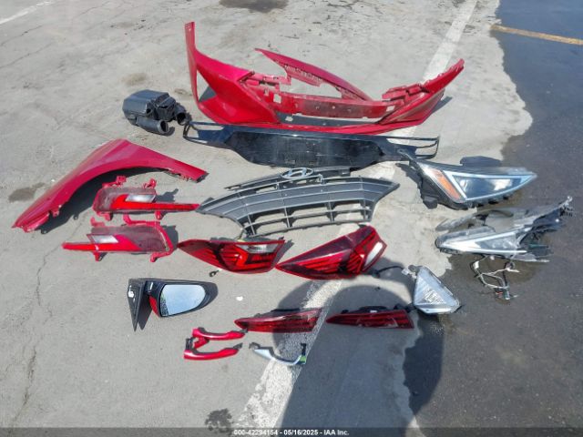 5NPD84LFXLH513927 Hyundai ELANTRA SEL