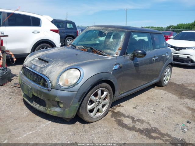 2009 MINI COOPER S WMWMF73579TT96047 Photo 1