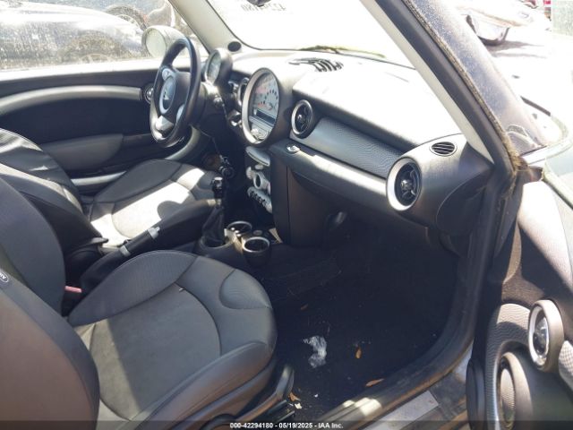 2009 MINI COOPER S WMWMF73579TT96047 Photo 4