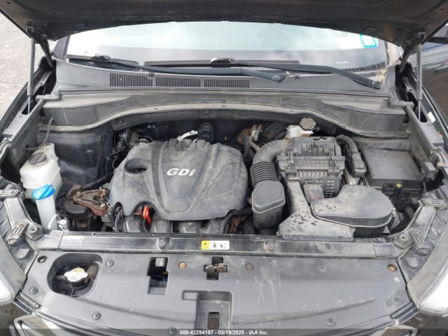 5XYZUDLB4GG321415 Hyundai Santa Fe Sport 2.4l
