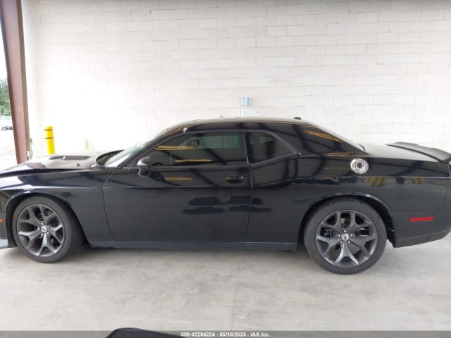 2C3CDZJG8KH551801 Dodge Challenger Gt