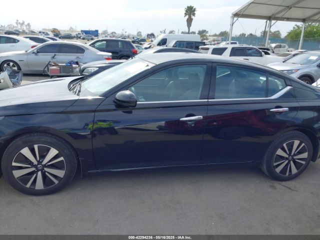 1N4BL4DV2LC212565 Nissan 2020