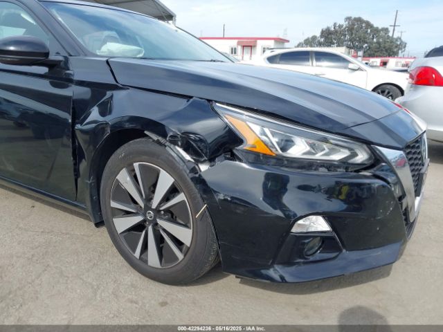 1N4BL4DV2LC212565 Nissan 2020