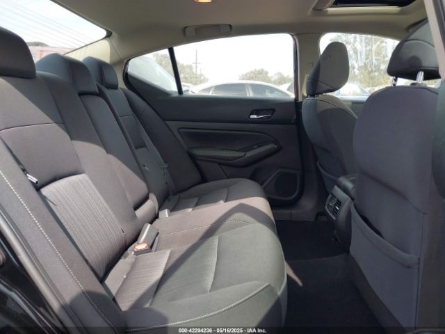 1N4BL4DV2LC212565 Nissan 2020