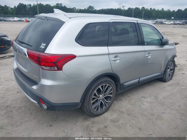 2018 MITSUBISHI OUTLANDER JA4AZ3A3XJZ058273 Photo 3