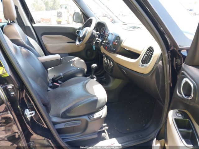 2014 FIAT 500L ZFBCFACH3EZ009820 Photo 4