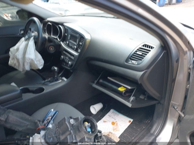 5XXGM4A76FG518823 KIA Optima Lx