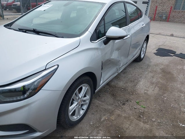 1G1BE5SM5H7167778 Chevrolet Cruze Lt Auto