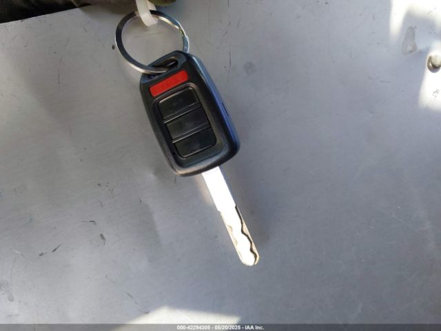 2HKRM3H38EH537141 Honda CR-V LX