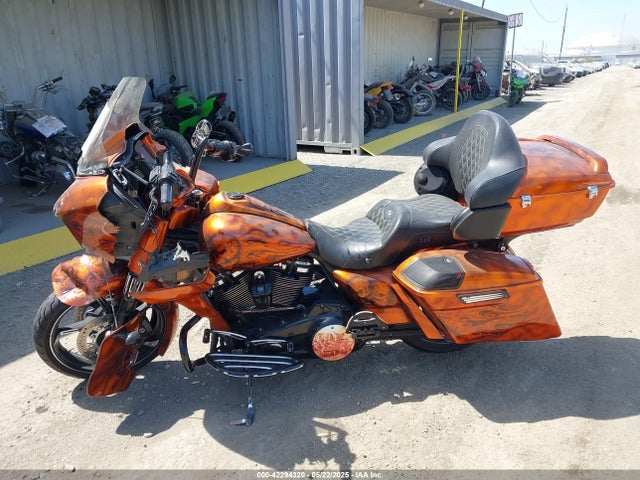 1HD1KTC36JB654611 Harley-Davidson Road Glide Special