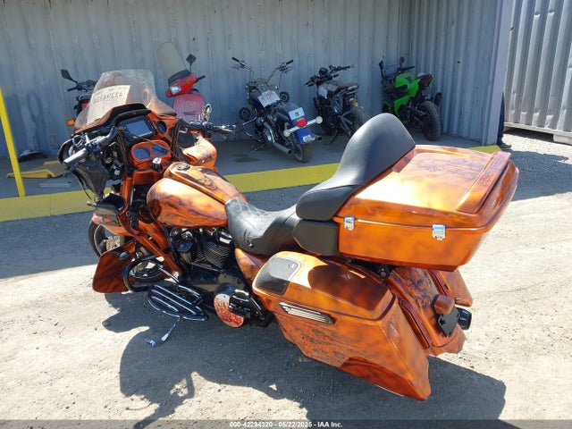 1HD1KTC36JB654611 Harley-Davidson Road Glide Special