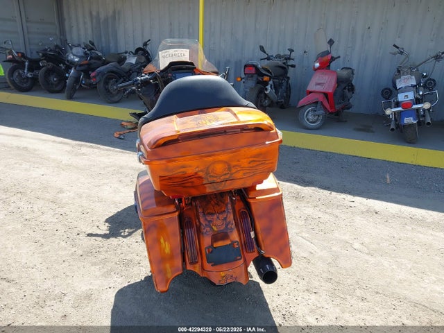 1HD1KTC36JB654611 Harley-Davidson Road Glide Special
