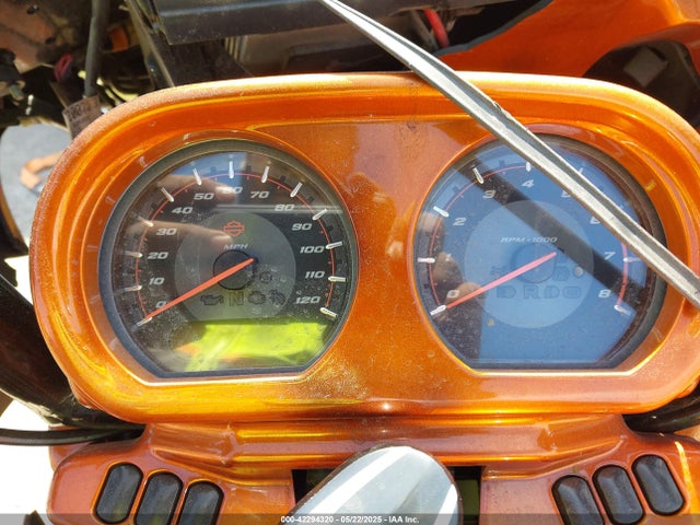 1HD1KTC36JB654611 Harley-Davidson Road Glide Special
